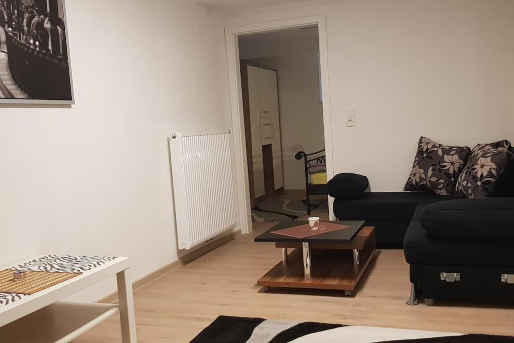 Willkommen In Wuerzburg اهلا بكم فى Willcome מראה חיצוני תמונה
